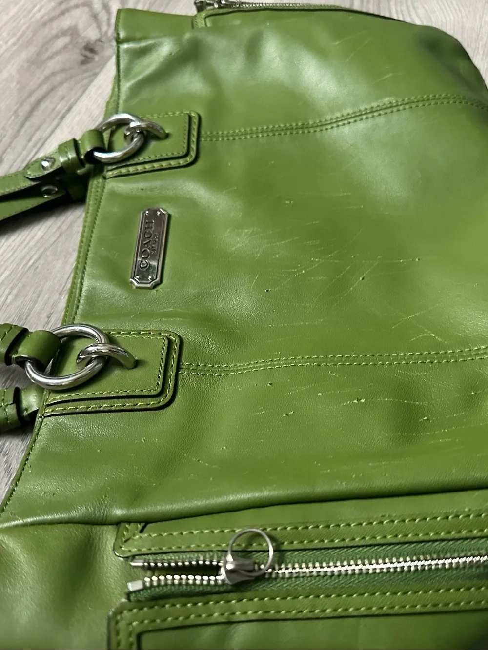 Green Coach Gallery Tote Bag - Picture 2 of 11